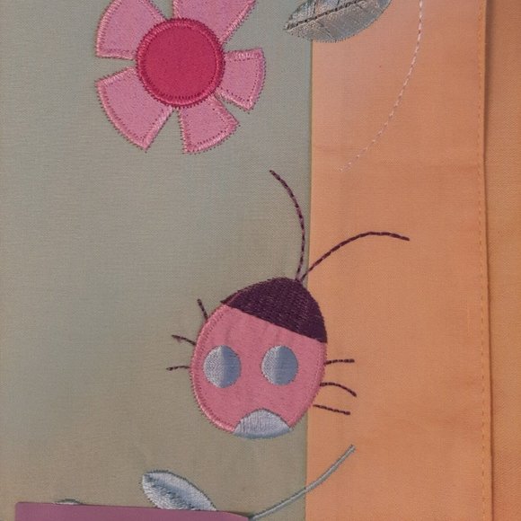 Set of 2 Butterfly Spring Flurry Placemats Yellow Green Embroidered - Picture 8 of 10